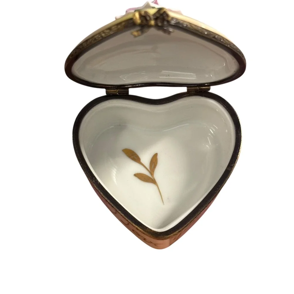 La Gloriette Limoges France Heart Trinket Box I Love You Hand Painted 3D Rose - Picture 8 of 9